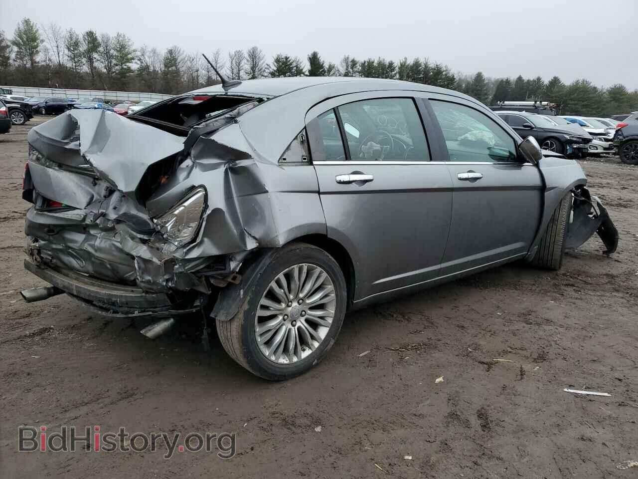 2011 CHRYSLER 200 - VIN: 1C3BC2FG2BN610881 - Фото 3