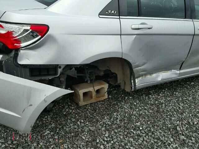 2012 CHRYSLER 200 - VIN: 1C3CCBBB5CN235018 - Photo 10