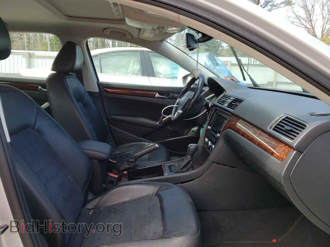 2012 VOLKSWAGEN PASSAT - VIN: 1VWCM7A37CC027313 - Фото 5