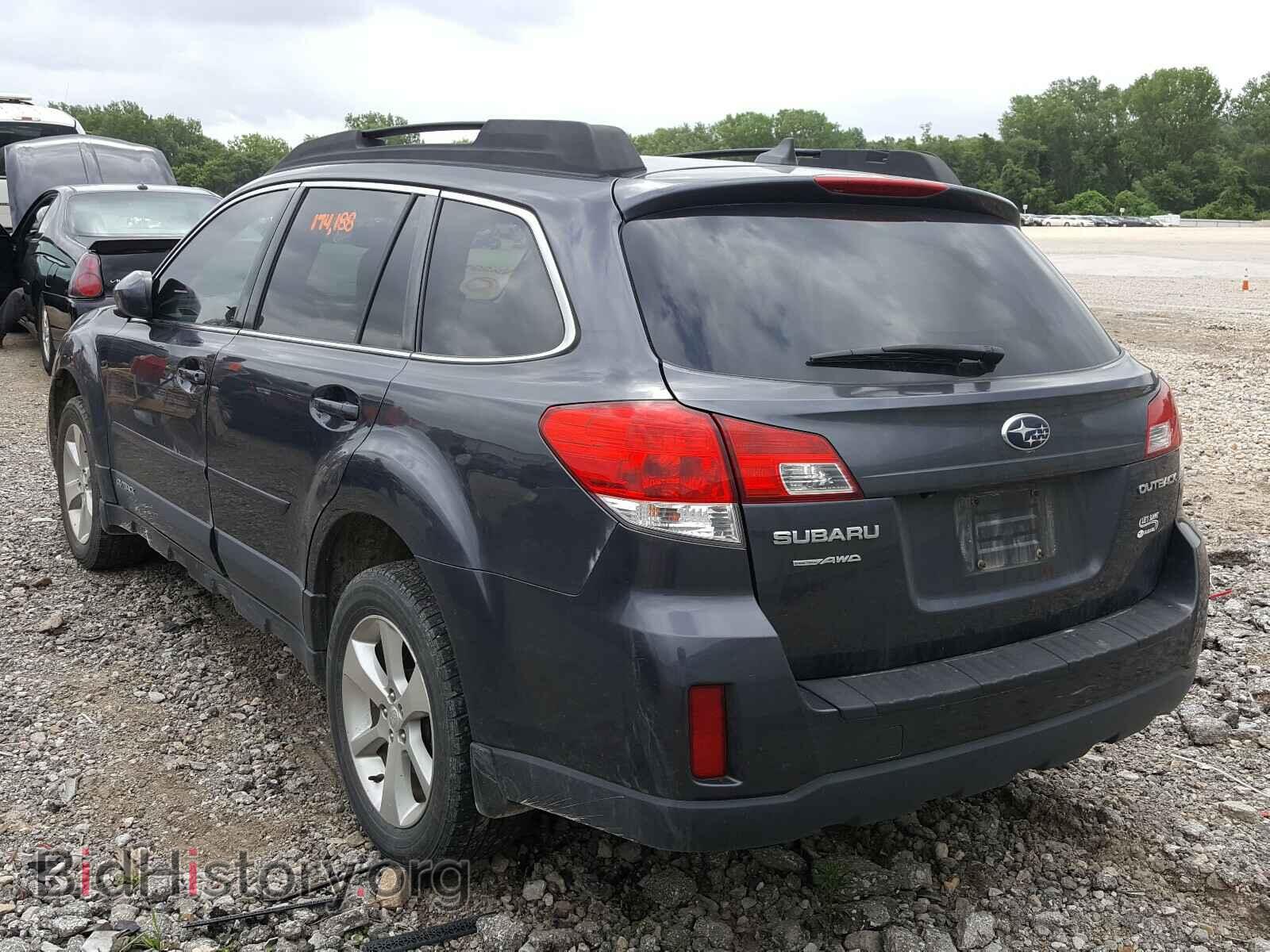 2013 SUBARU OUTBACK - VIN: 4S4BRCKC9D3229817 - Фото 3