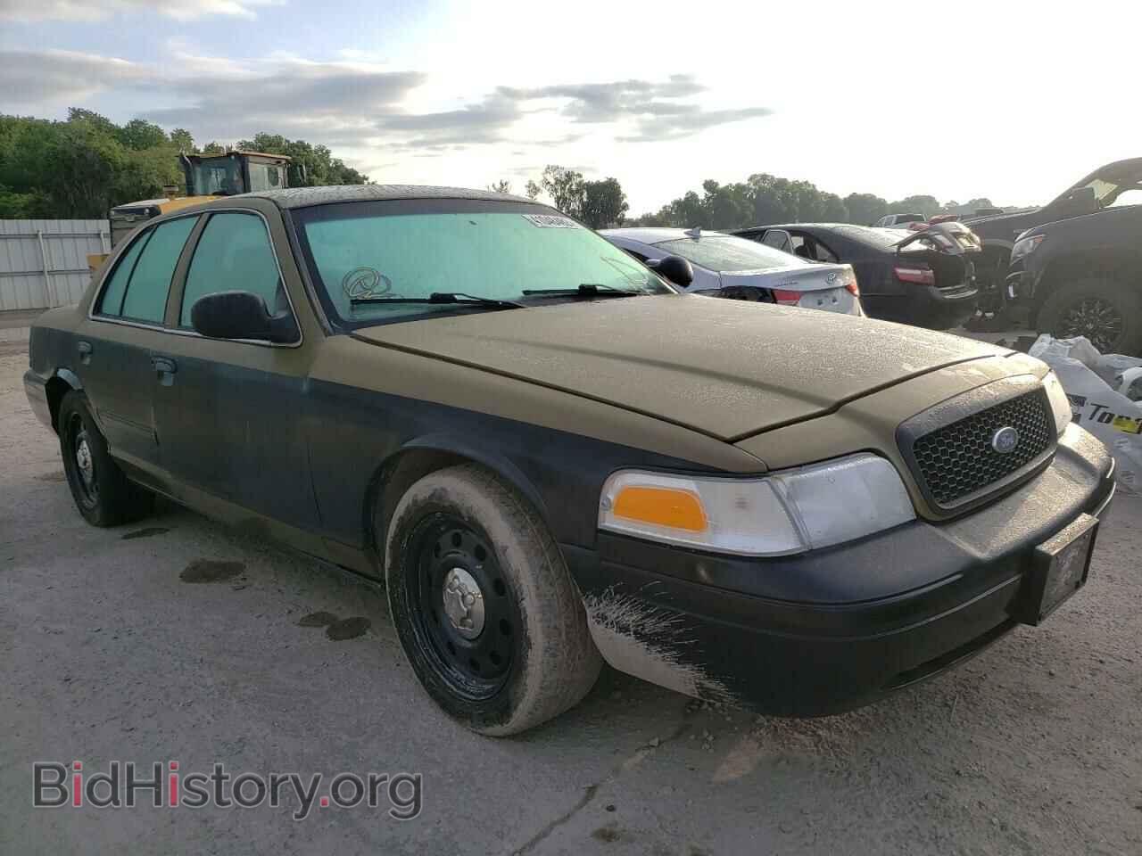 Photo 2FABP7BV6BX102385 - FORD CROWN VIC 2011