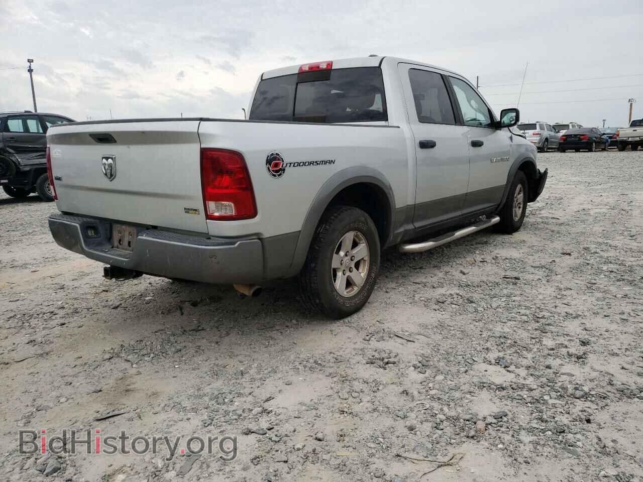 2011 DODGE RAM 1500 - VIN: 1D7RB1CP8BS657691 - Фото 4