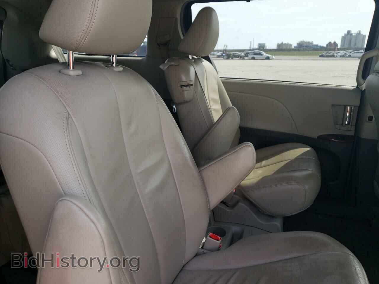 2014 TOYOTA All Models - VIN: 5TDYK3DCXES482578 - Фото 11