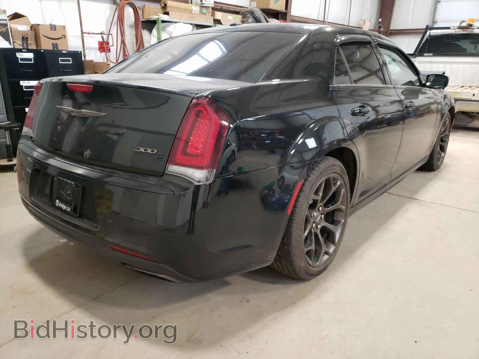 2016 CHRYSLER 300 - VIN: 2C3CCABG3GH294492 - Фото 4