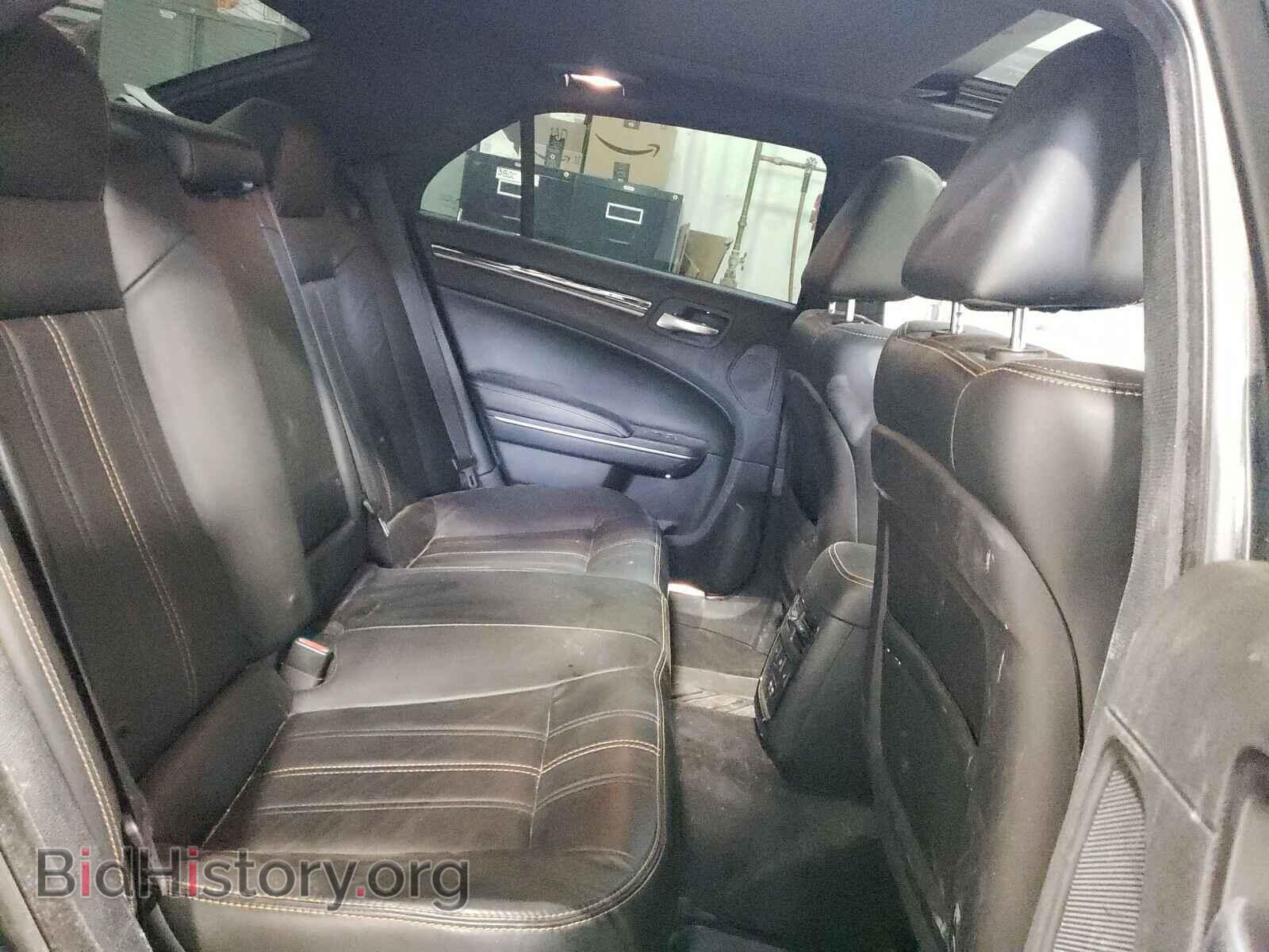 2016 CHRYSLER 300 - VIN: 2C3CCABG3GH294492 - Фото 6