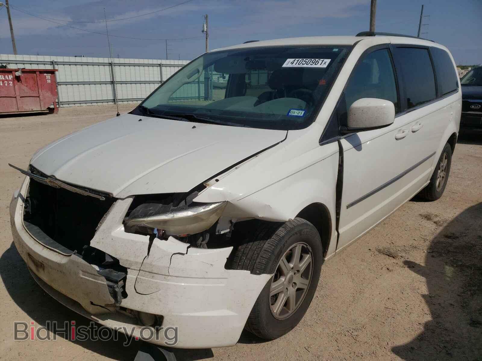 2010 CHRYSLER MINIVAN - VIN: 2A4RR5D16AR346374 - Photo 2