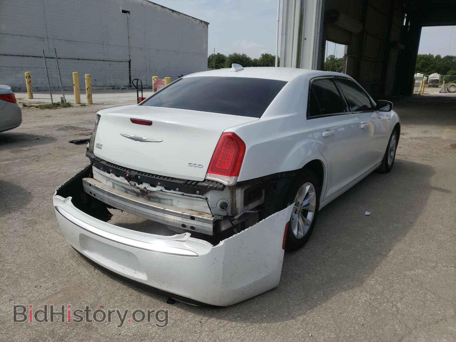2015 CHRYSLER 300 - VIN: 2C3CCAAG9FH818096 - Фото 4