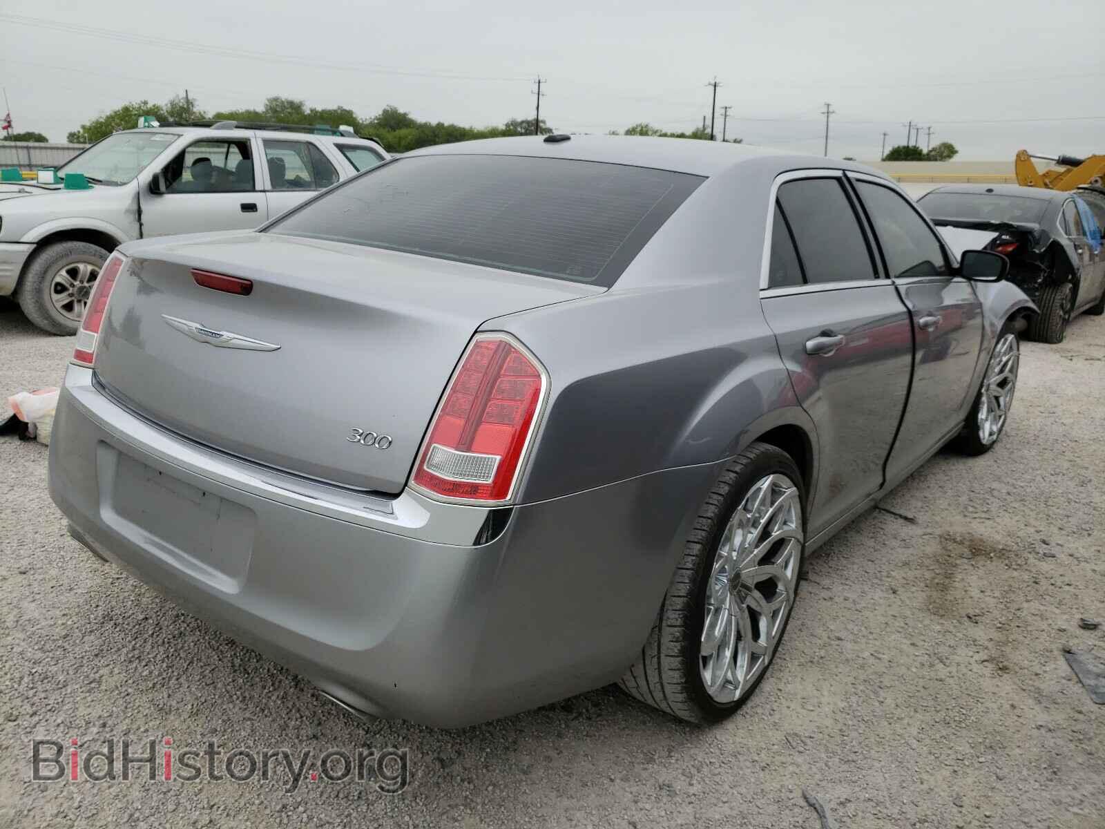 2014 CHRYSLER 300 - VIN: 2C3CCAAG0EH301803 - Photo 4