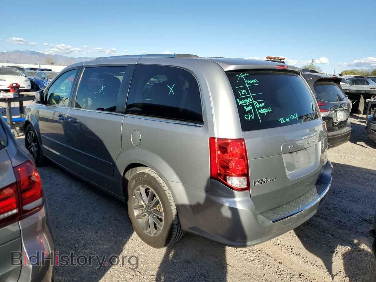 2017 DODGE CARAVAN - VIN: 2C4RDGCG9HR867444 - Photo 2