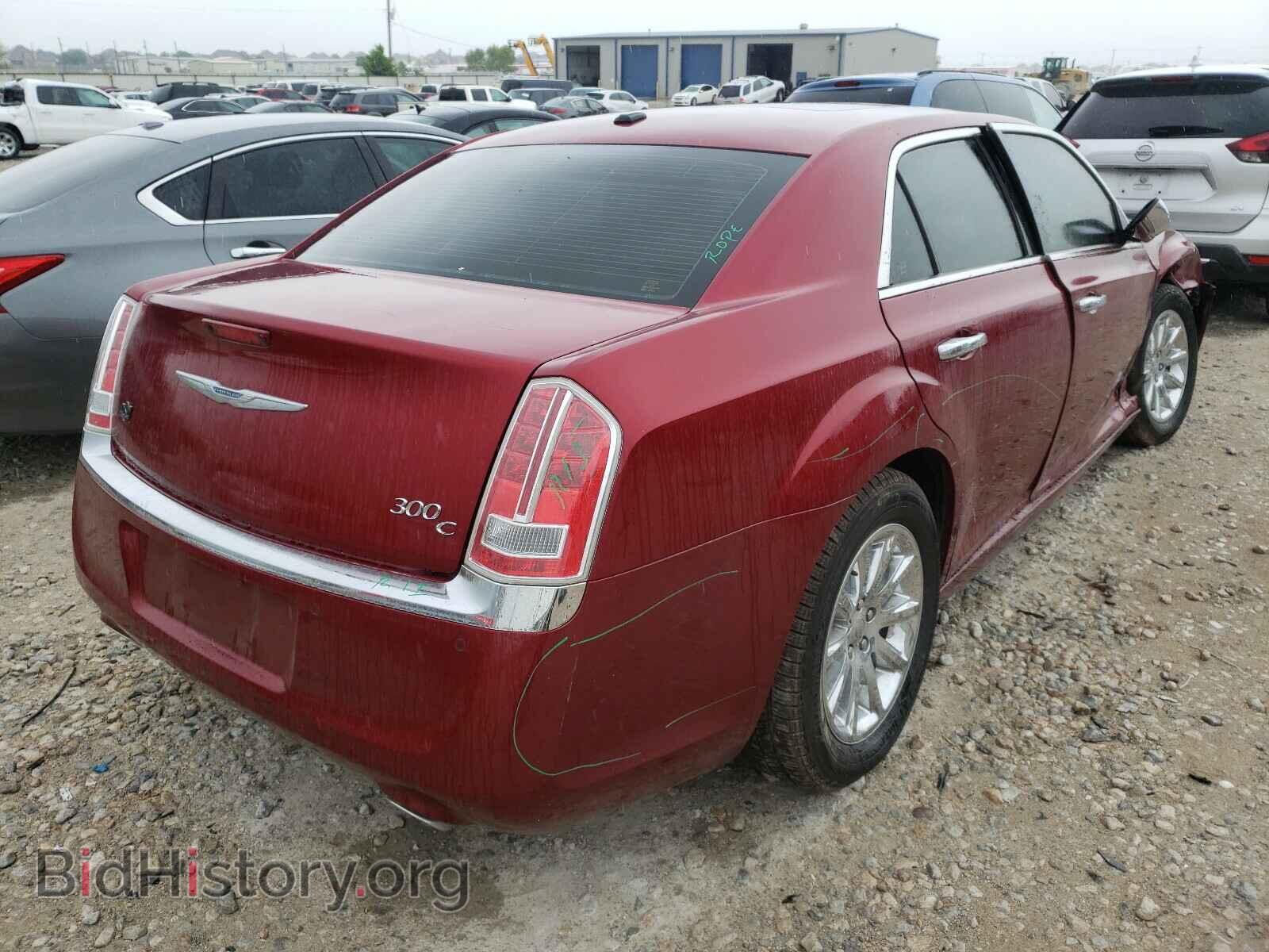 2014 CHRYSLER 300 - VIN: 2C3CCAET7EH340184 - Фото 4