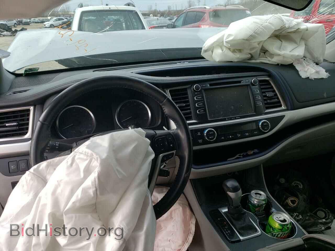 2017 TOYOTA HIGHLANDER - VIN: 5TDBZRFH7HS426583 - Фото 8