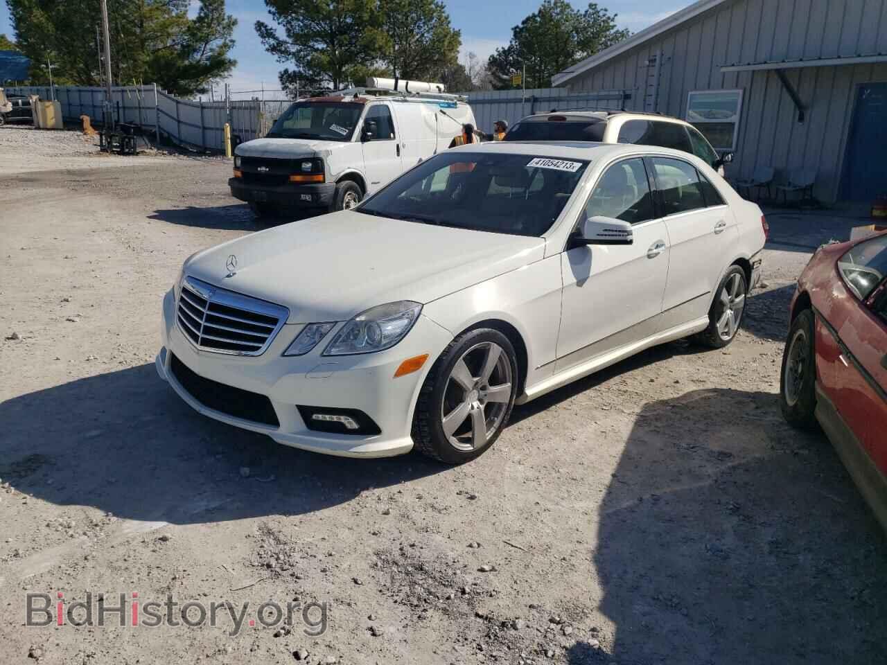 Photo WDDHF5GB8AA155158 - MERCEDES-BENZ E-CLASS 2010