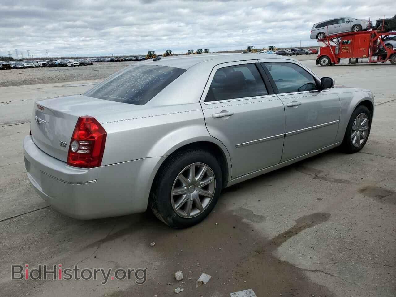 2009 CHRYSLER 300 - VIN: 2C3LA53V19H577440 - Фото 3