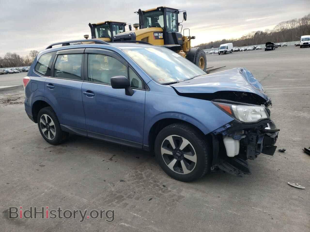 2017 SUBARU FORESTER - VIN: JF2SJABC1HH408802 - Фото 4
