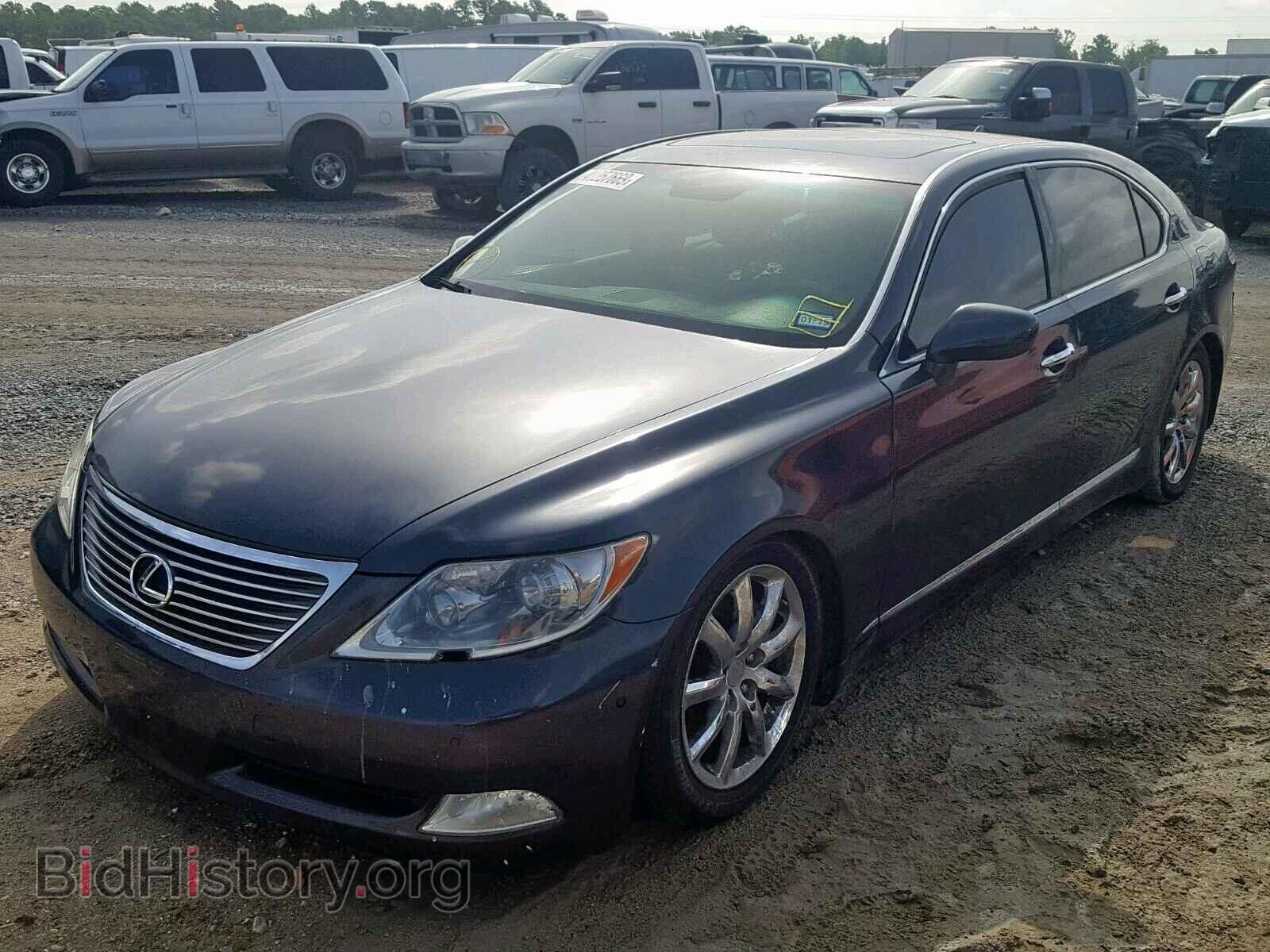 2007 LEXUS LS460 - VIN: JTHGL46F275012770 - Фото 2