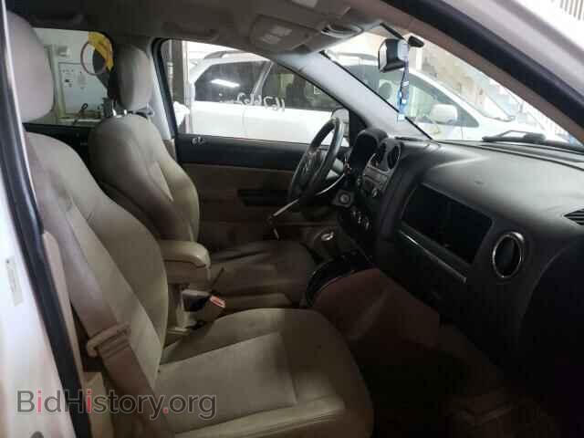 2011 JEEP COMPASS - VIN: 1J4NF1FB4BD240113 - Photo 5