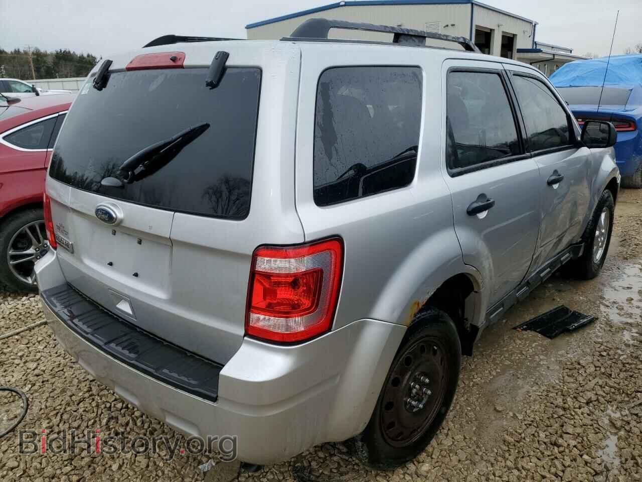 2011 FORD ESCAPE - VIN: 1FMCU9D73BKB20164 - Фото 3