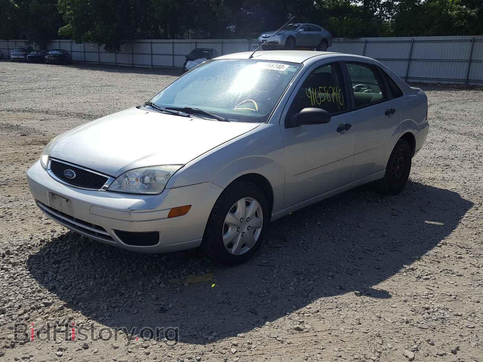 2007 FORD FOCUS - VIN: 1FAHP34N77W147533 - Фото 2