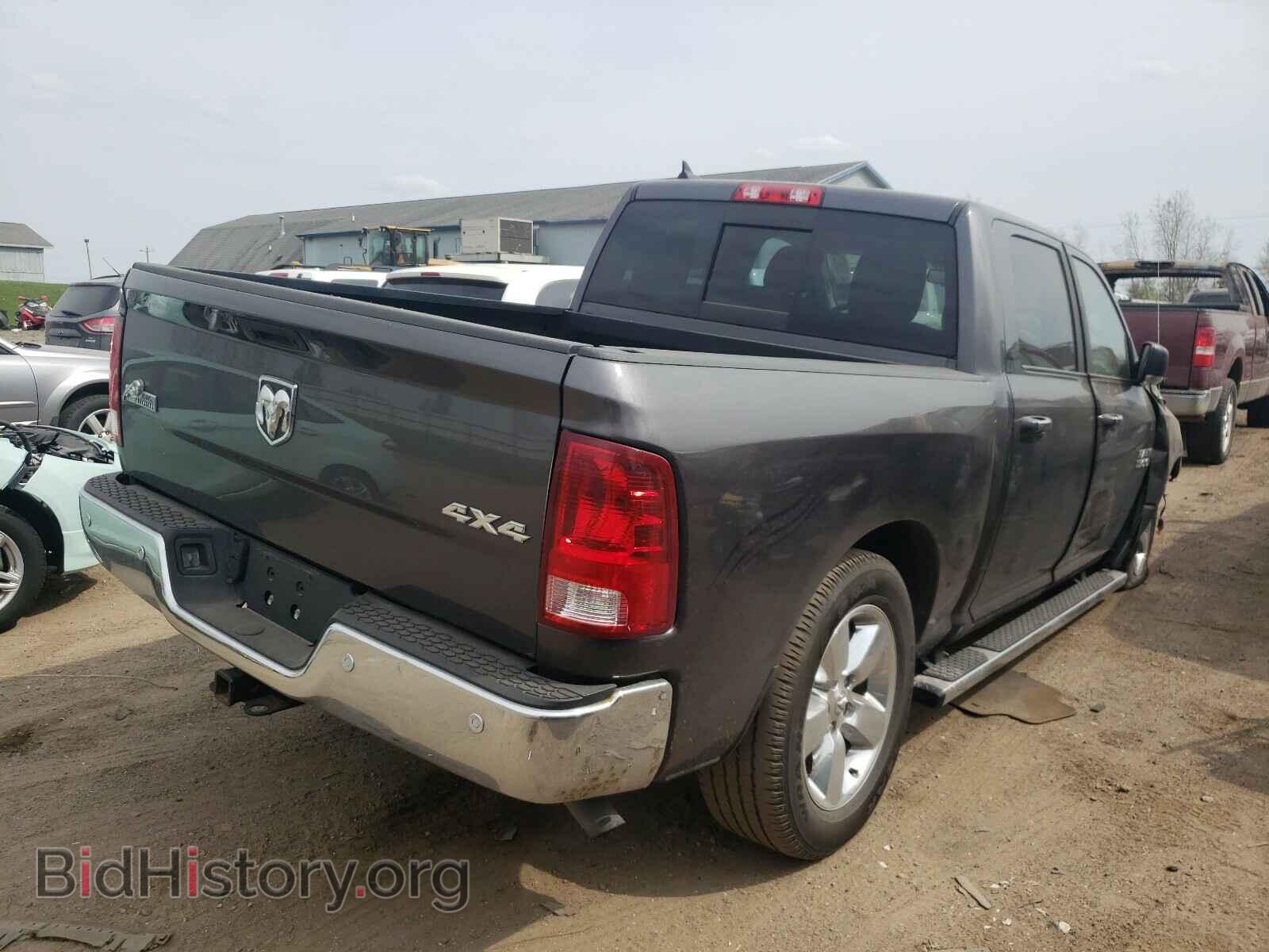 2017 RAM 1500 - VIN: 1C6RR7LG5HS810732 - Photo 4