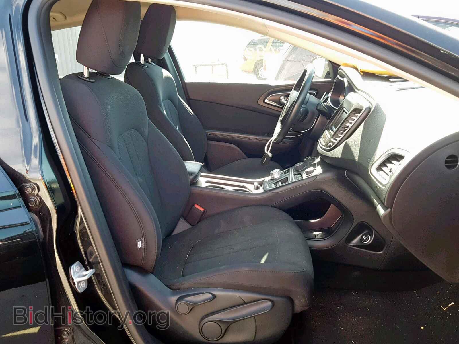 2016 CHRYSLER 200 - VIN: 1C3CCCABXGN168705 - Photo 5