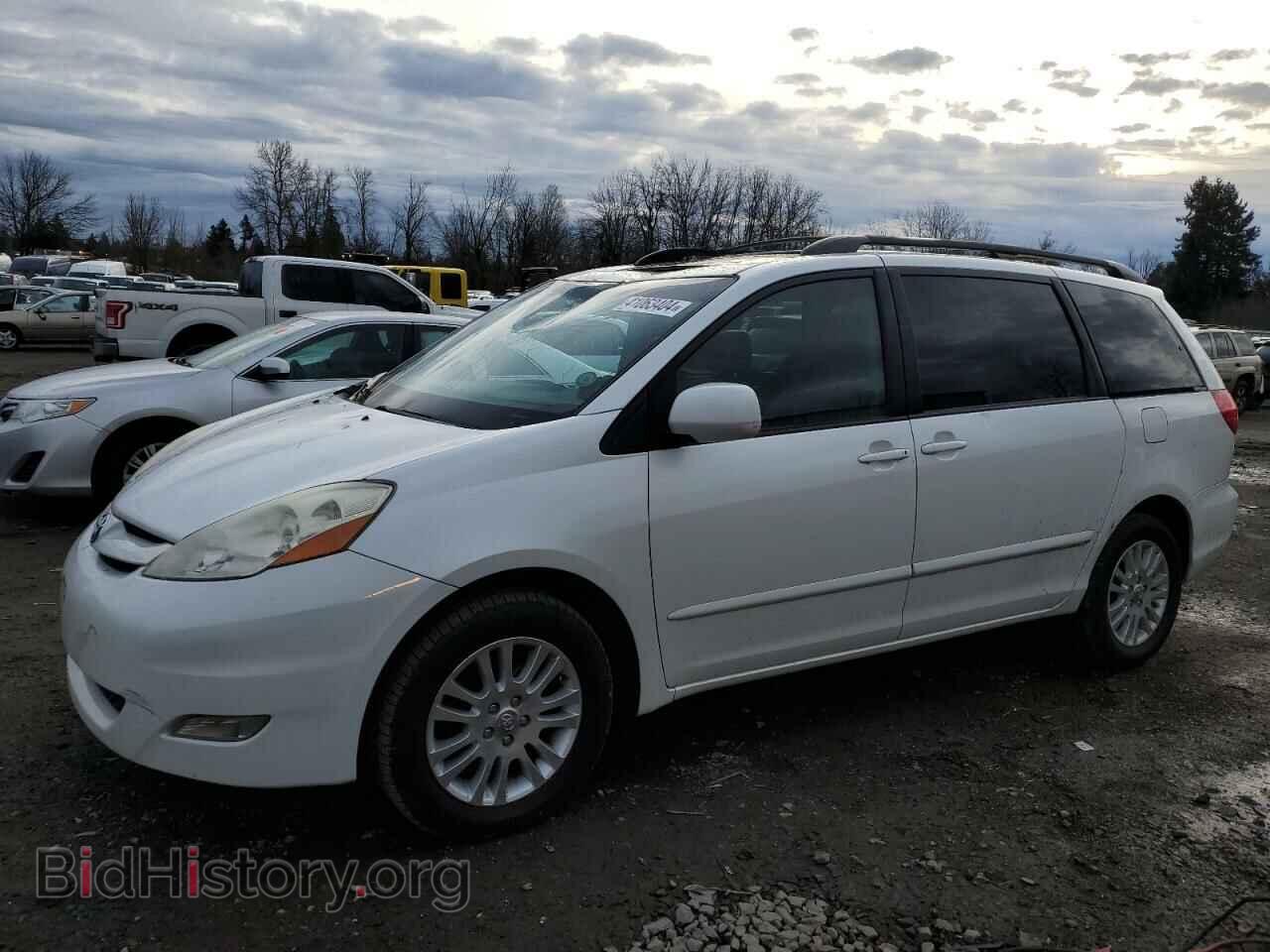 Photo 5TDBK22C67S007225 - TOYOTA All Models 2007