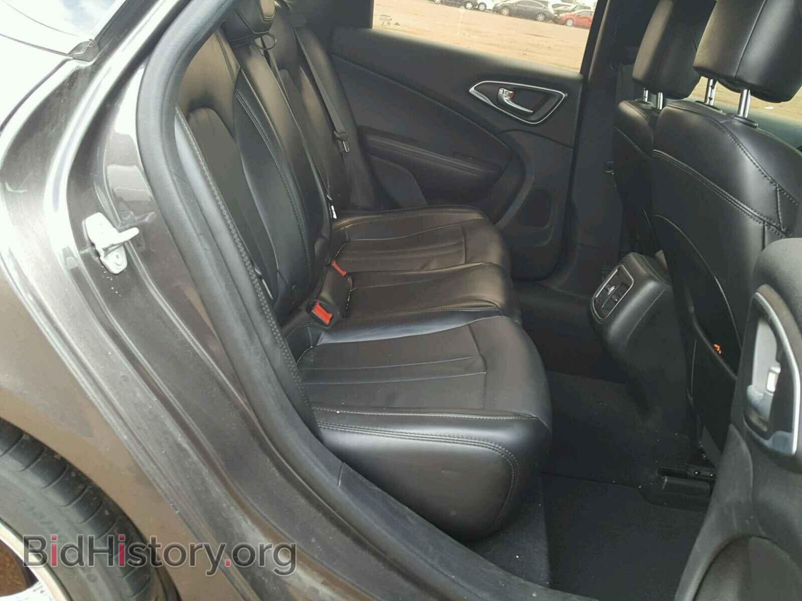 2015 CHRYSLER 200 - VIN: 1C3CCCEGXFN585729 - Photo 6