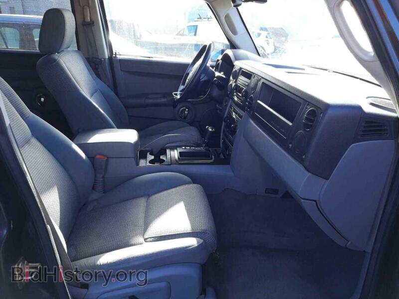 2006 Jeep COMMANDER (VIN 1J8HH48KX6C204376) — photo 5 of 10