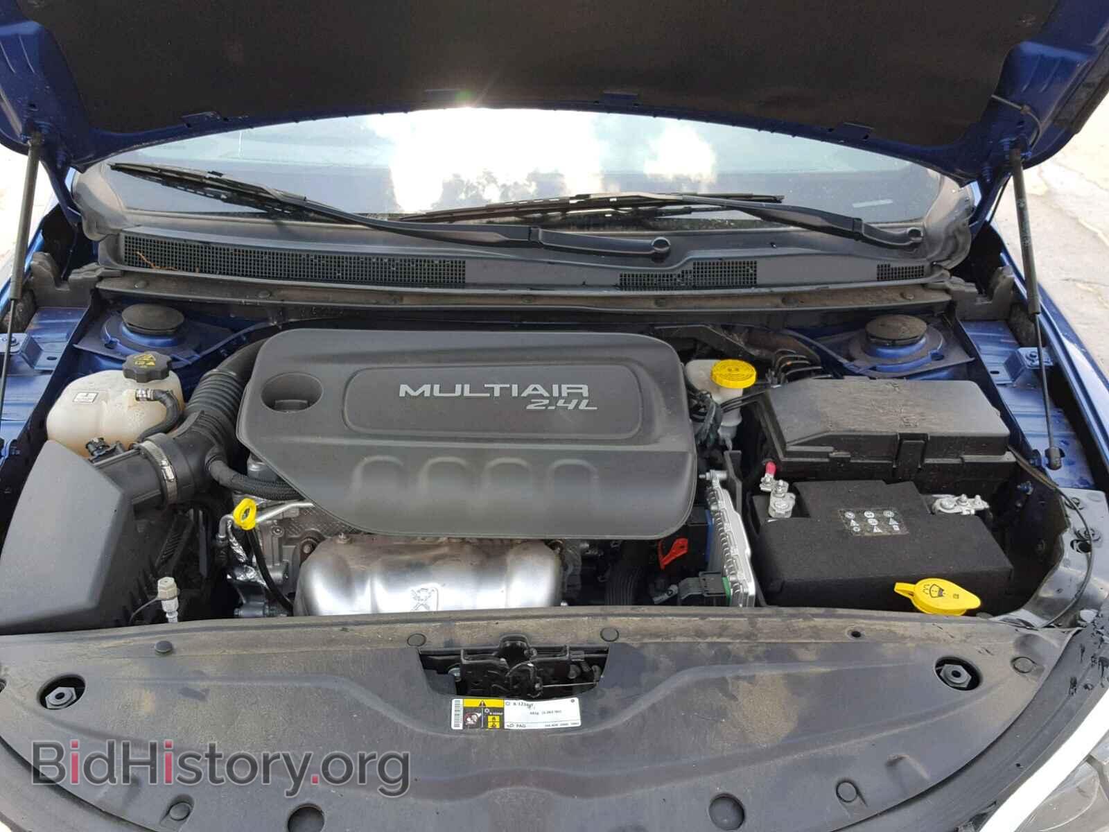 2016 CHRYSLER 200 - VIN: 1C3CCCAB4GN145050 - Фото 7