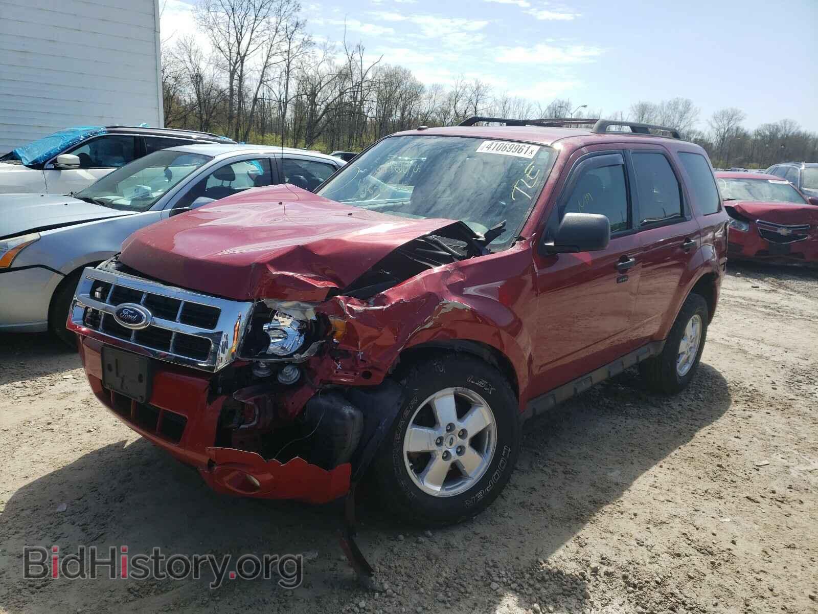 2011 FORD ESCAPE - VIN: 1FMCU9D72BKA13168 - Фото 2