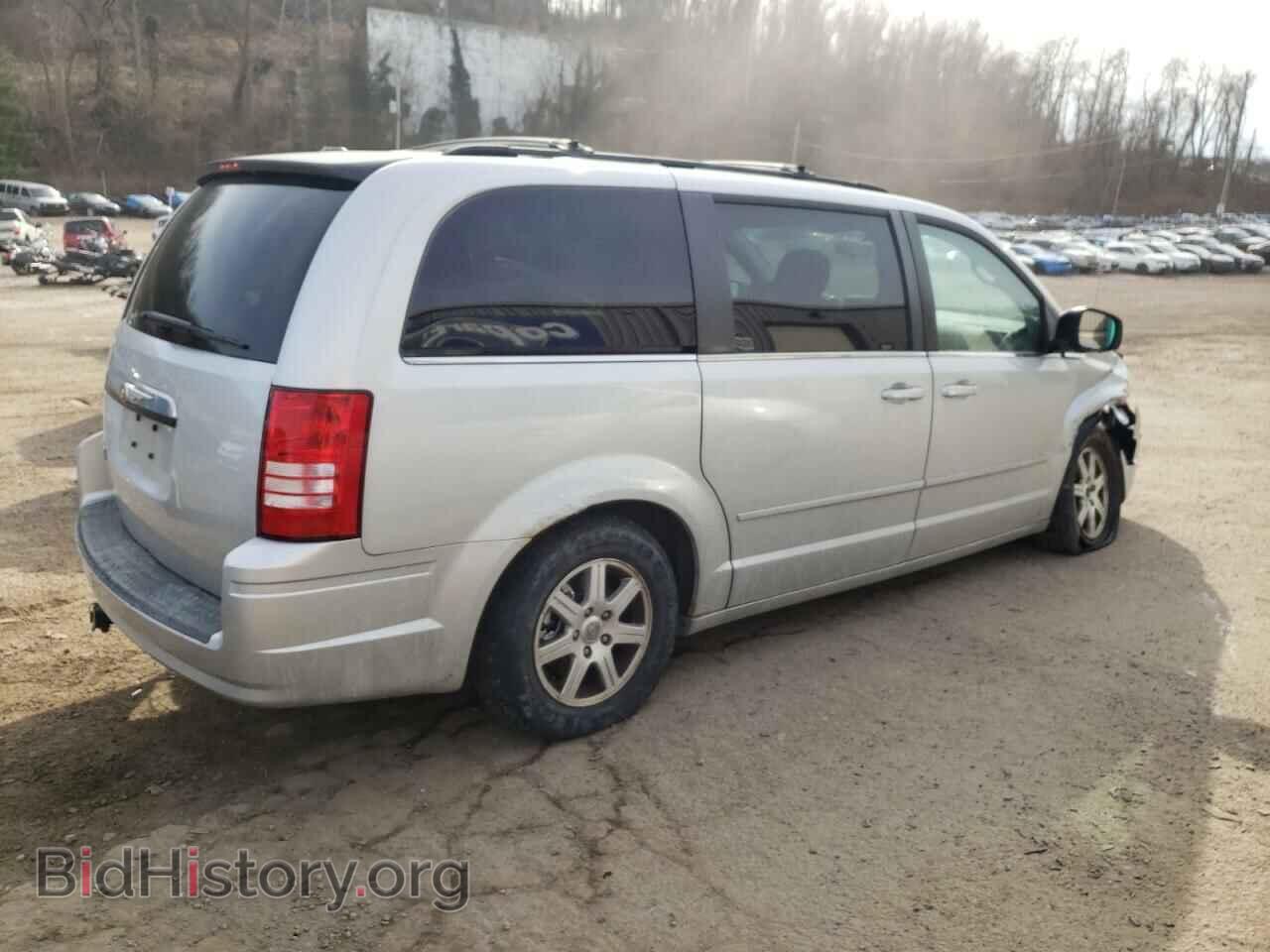 2008 CHRYSLER MINIVAN - VIN: 2A8HR54P28R763547 - Фото 3