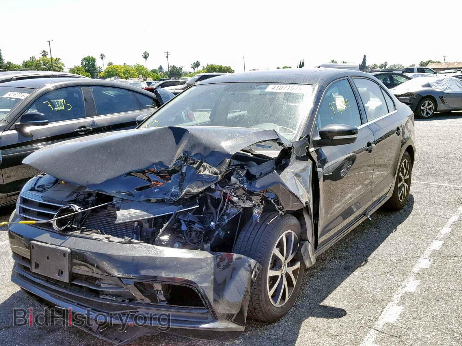 2017 VOLKSWAGEN JETTA - VIN: 3VWDB7AJ7HM355670 - Фото 2