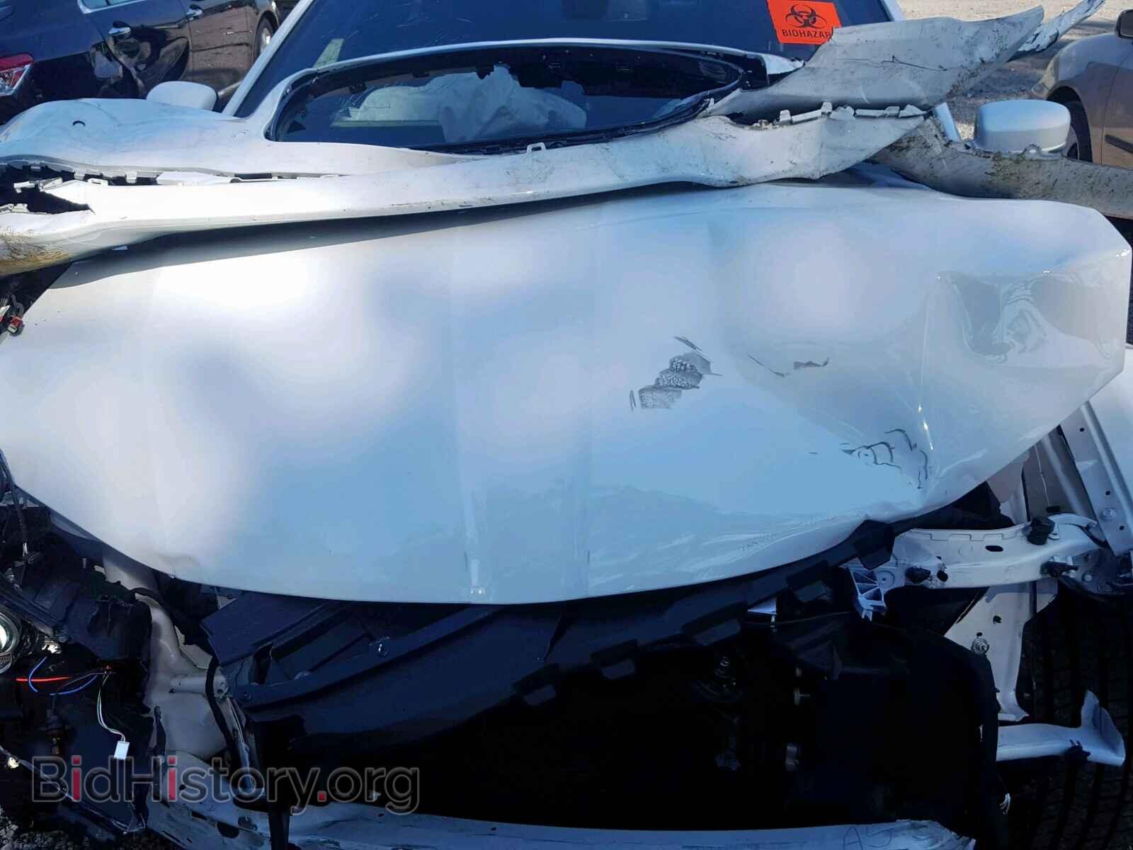 2019 CHRYSLER 300 - VIN: 2C3CCABT0KH569595 - Фото 7