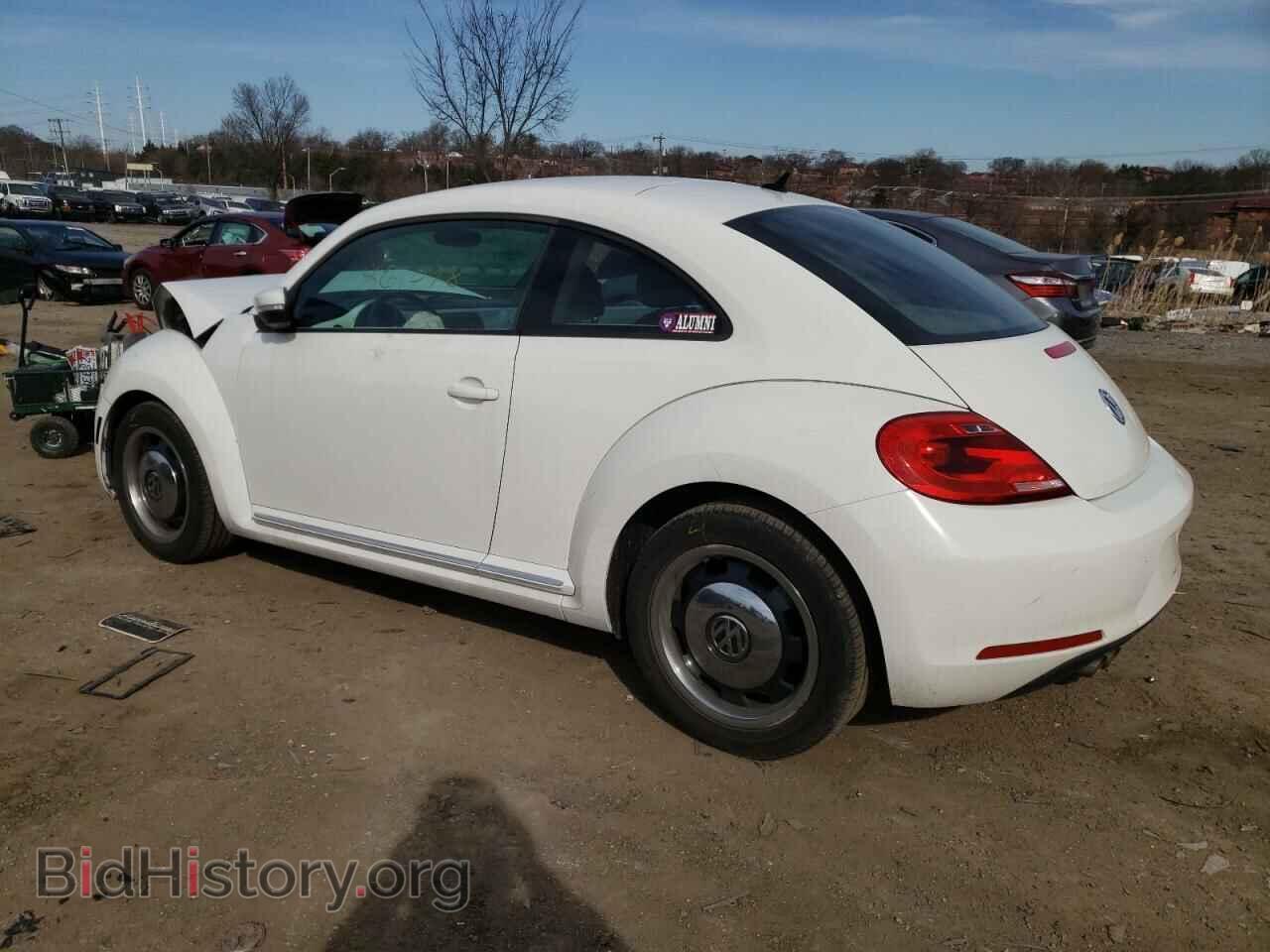 2012 VOLKSWAGEN BEETLE - VIN: 3VWHP7AT5CM628232 - Фото 2