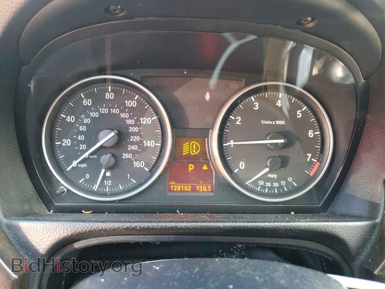 2011 BMW 3 SERIES - VIN: WBAPH7G5XBNN03703 - Фото 9