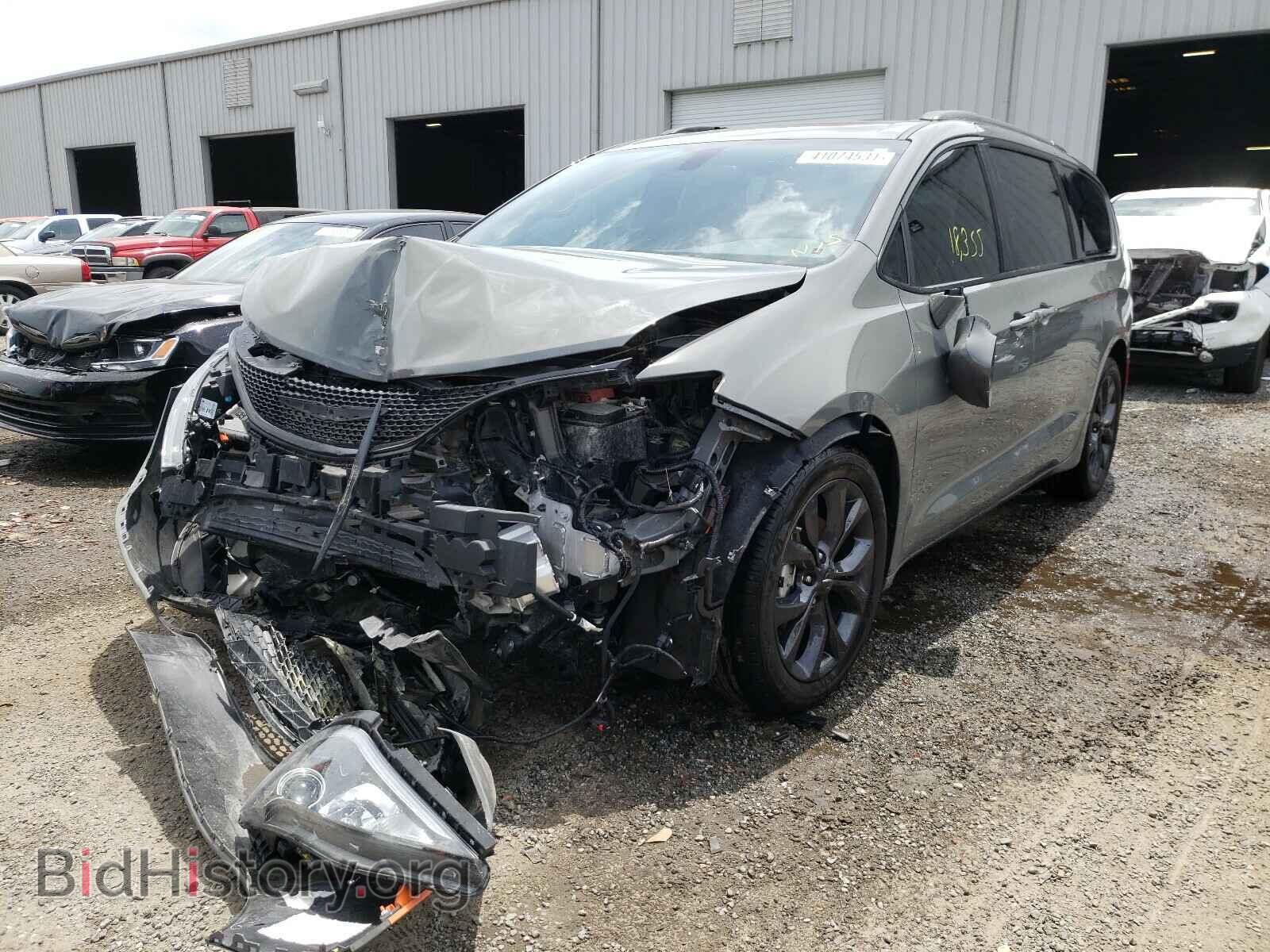 2020 CHRYSLER PACIFICA - VIN: 2C4RC1GG3LR132820 - Фото 2