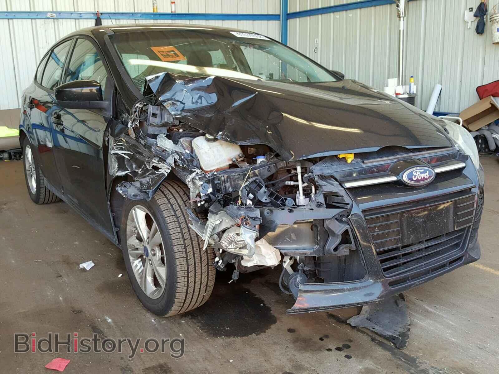 2012 Ford FOCUS Focus SE (VIN 1FAHP3K29CL386196) — фото 1 из 10, Copart, повреждение: передняя часть