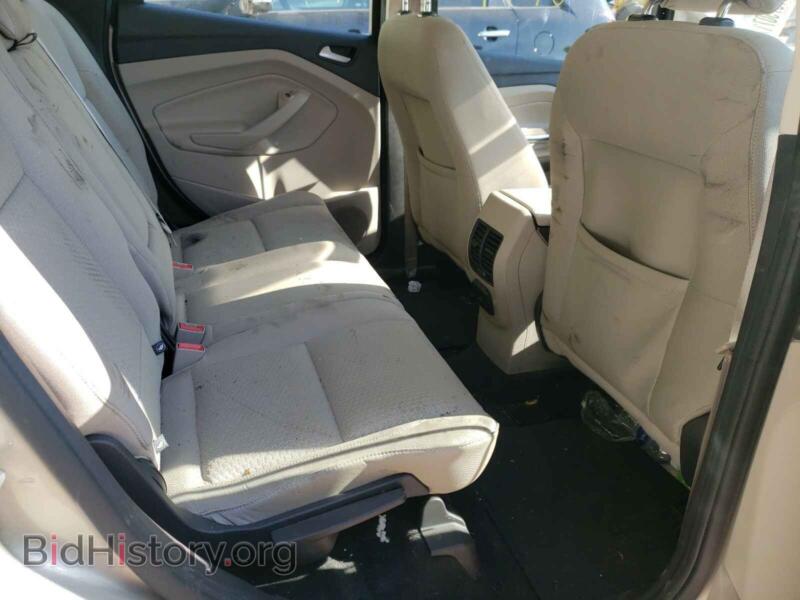 2017 Ford CMAX (VIN 1FADP5AU9HL105115) — photo 6 of 10