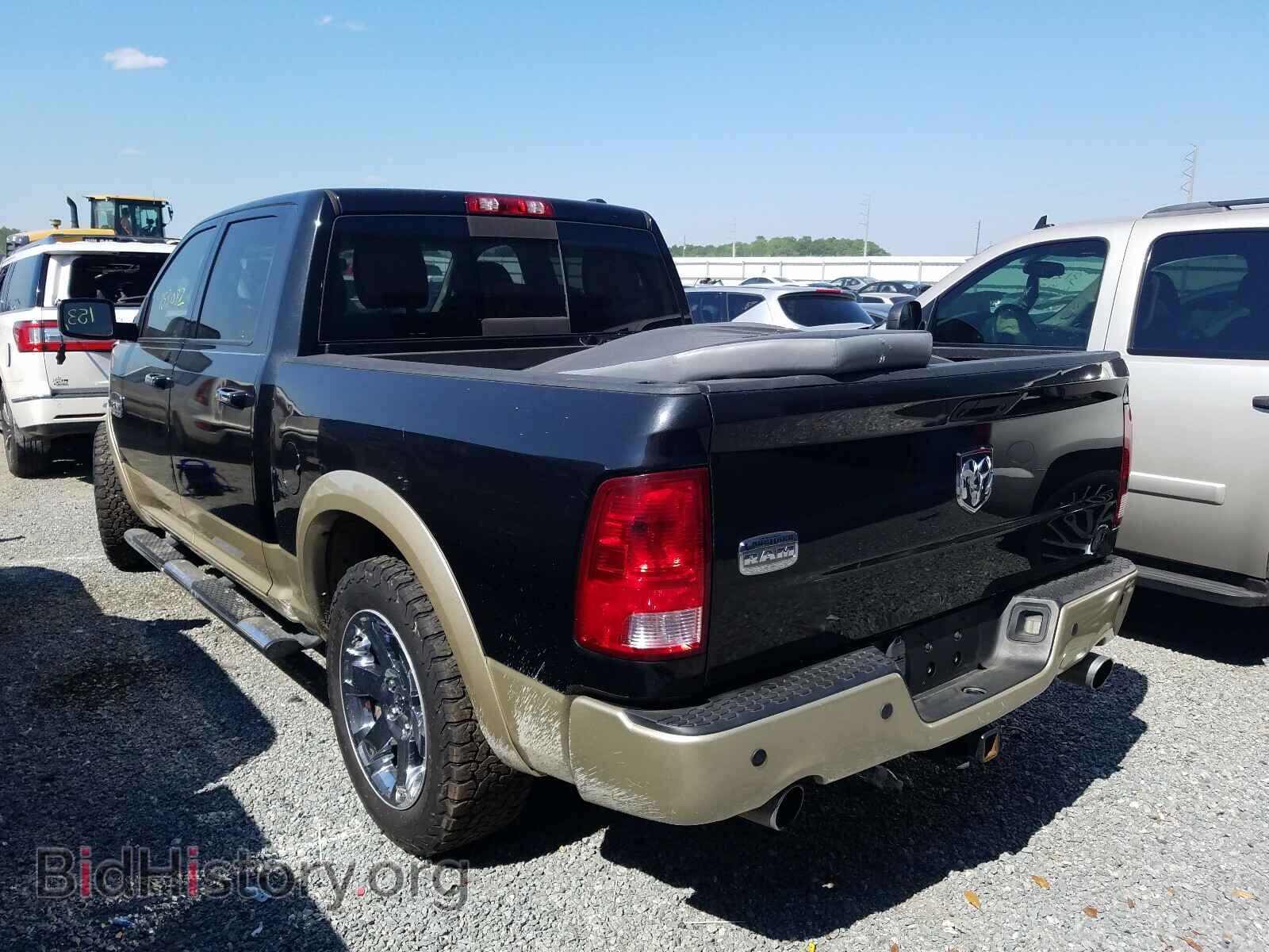 2011 DODGE RAM 1500 - VIN: 1D7RB1CT4BS646748 - Фото 3