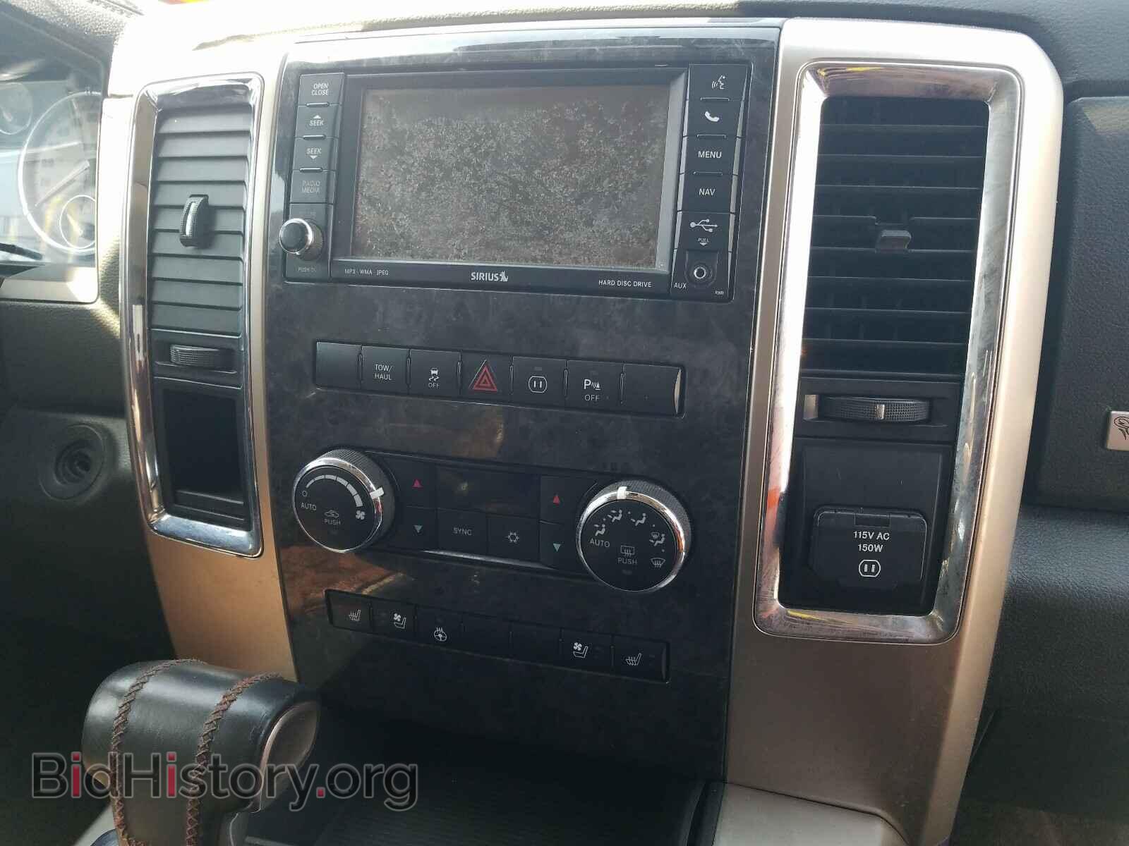 2011 DODGE RAM 1500 - VIN: 1D7RB1CT4BS646748 - Фото 9
