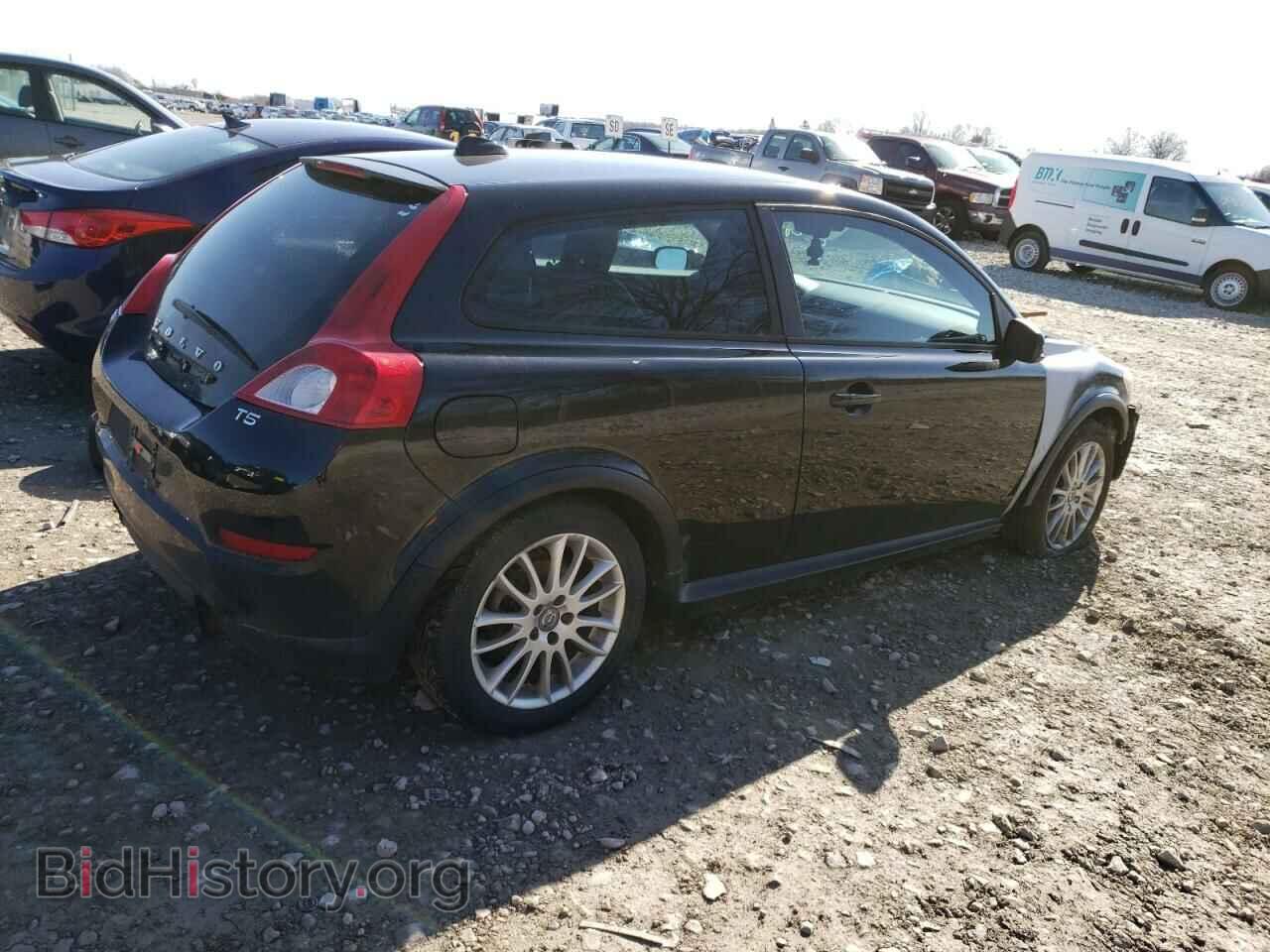 2011 VOLVO C30 - VIN: YV1672MK3B2226287 - Фото 3