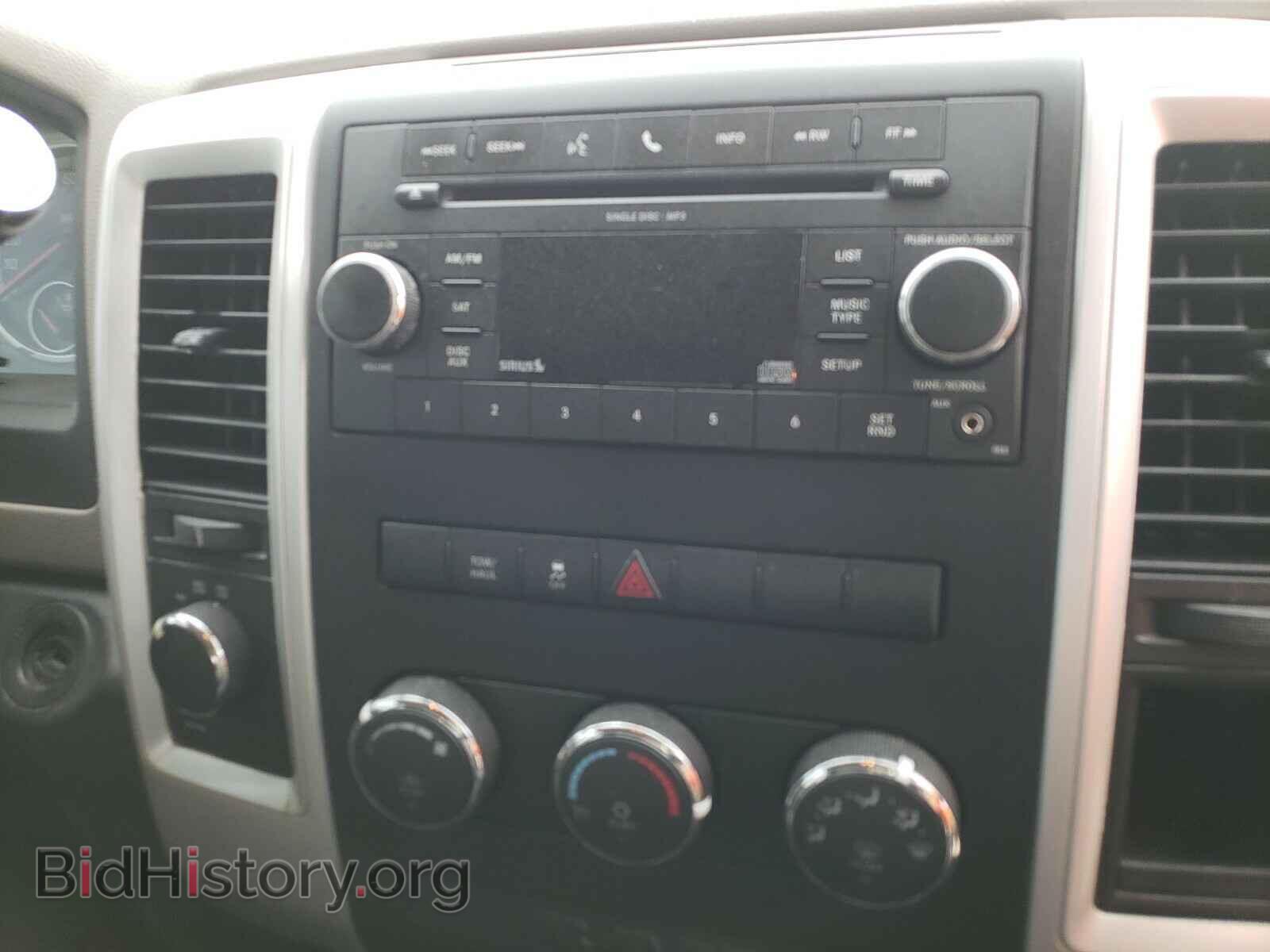 2010 DODGE RAM 1500 - VIN: 1D7RV1GT1AS243472 - Фото 9