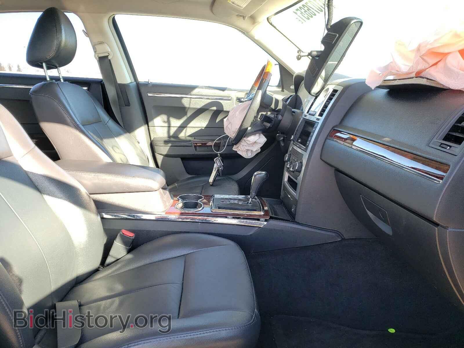 2010 CHRYSLER 300 - VIN: 2C3CA3CV6AH201048 - Фото 5