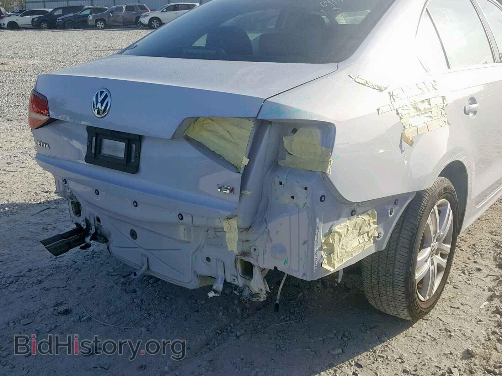 2017 VOLKSWAGEN JETTA - VIN: 3VW2B7AJ0HM242523 - Фото 9