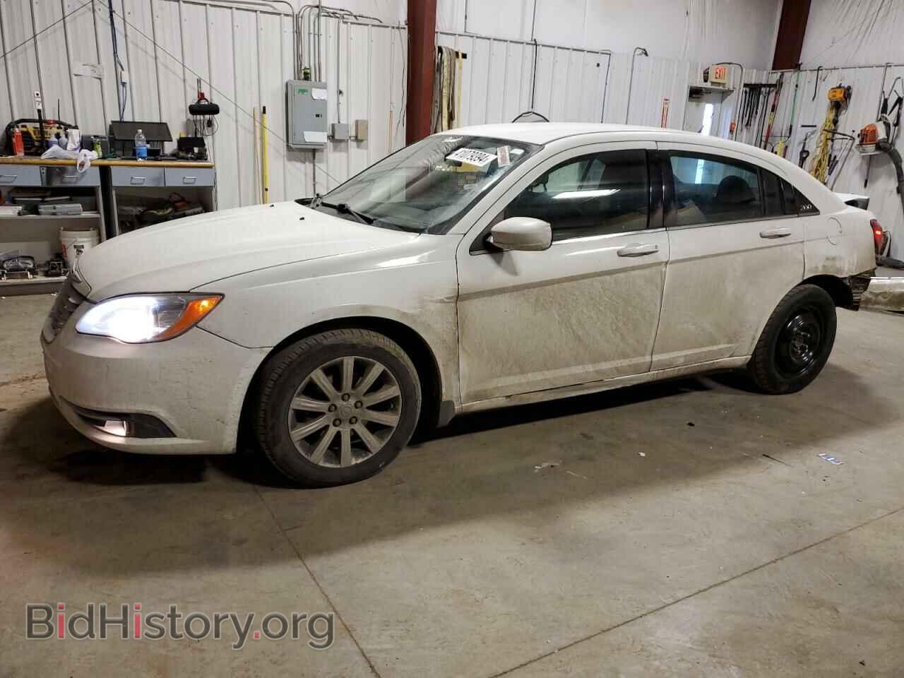 Фотография 1C3CCBBB0DN646358 - CHRYSLER 200 2013