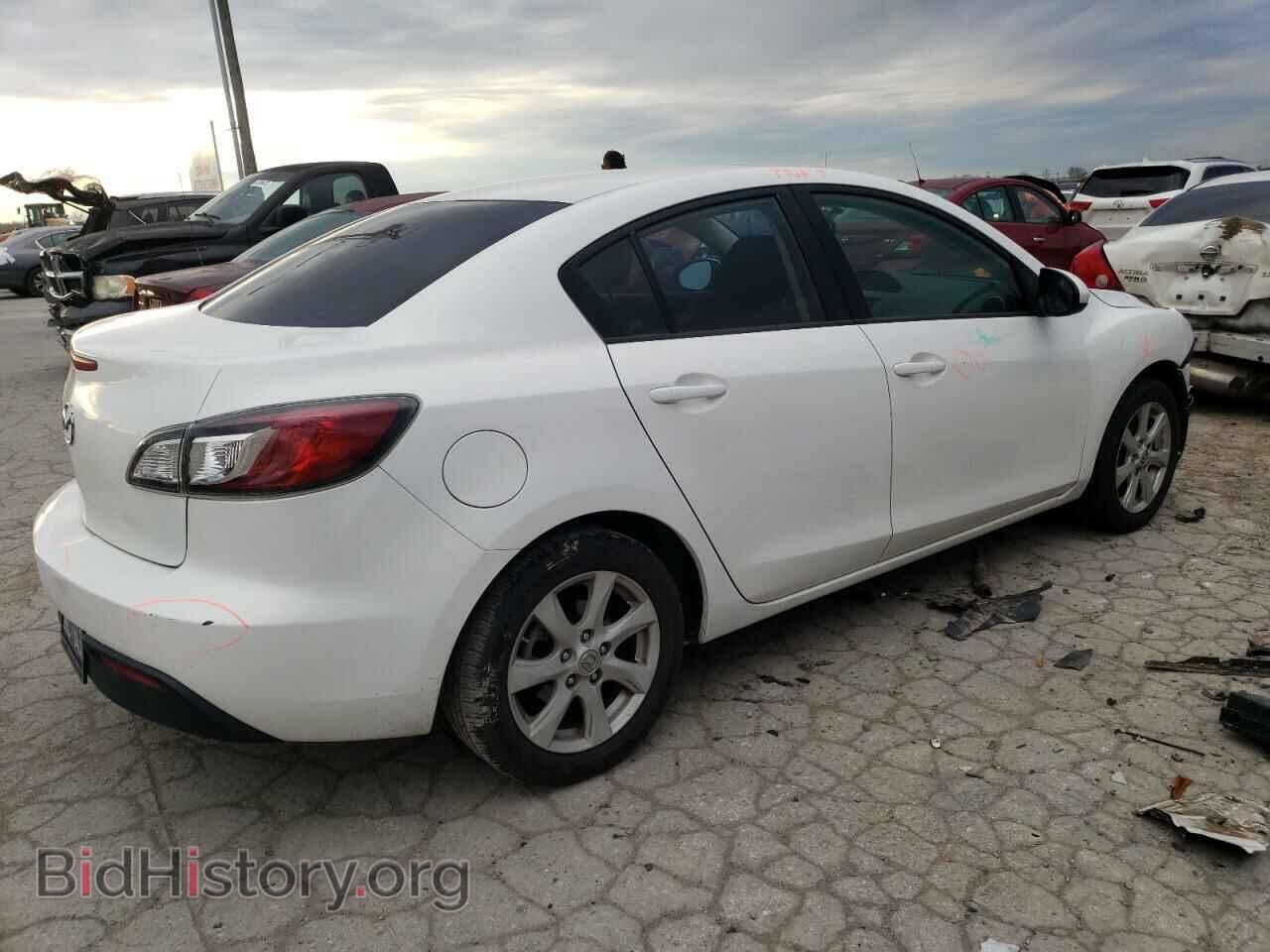 2011 MAZDA 3 - VIN: JM1BL1VF6B1393048 - Фото 3