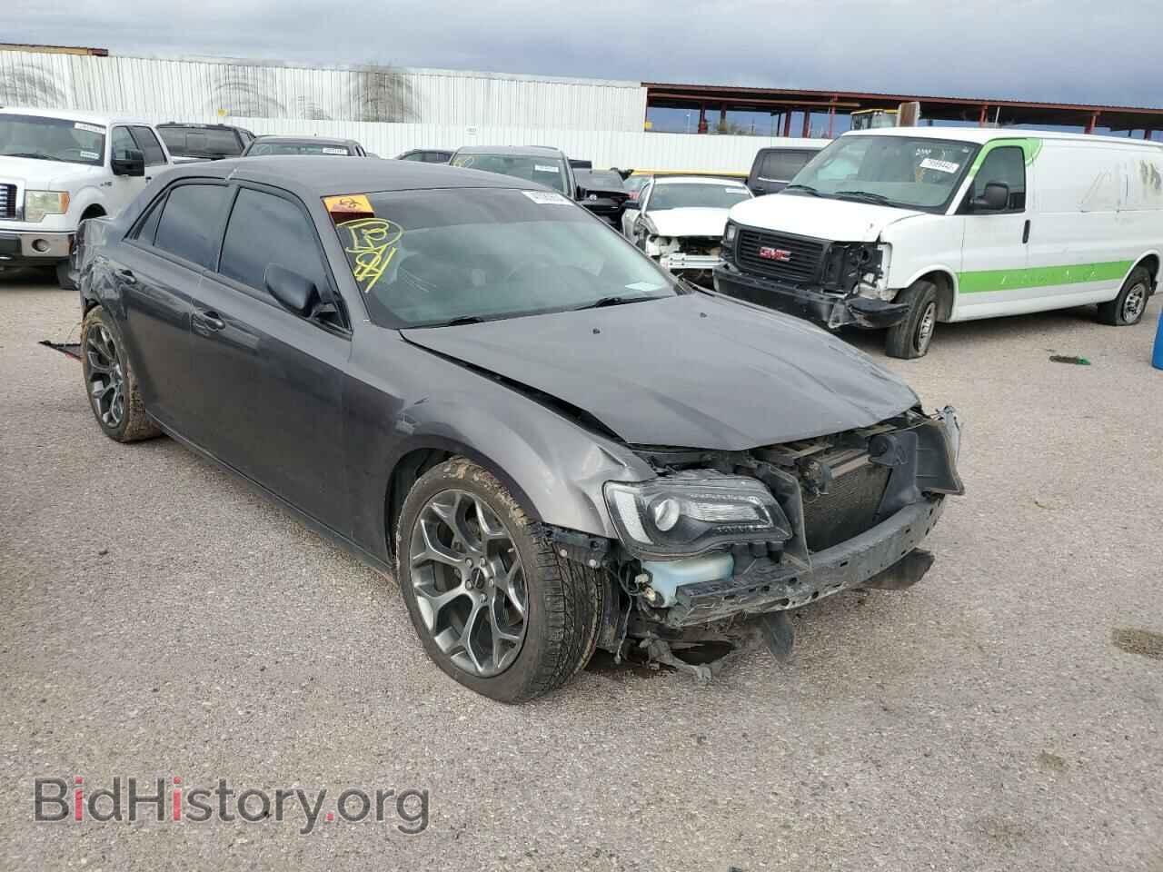 2018 CHRYSLER 300 - VIN: 2C3CCAAG3JH190366 - Photo 4