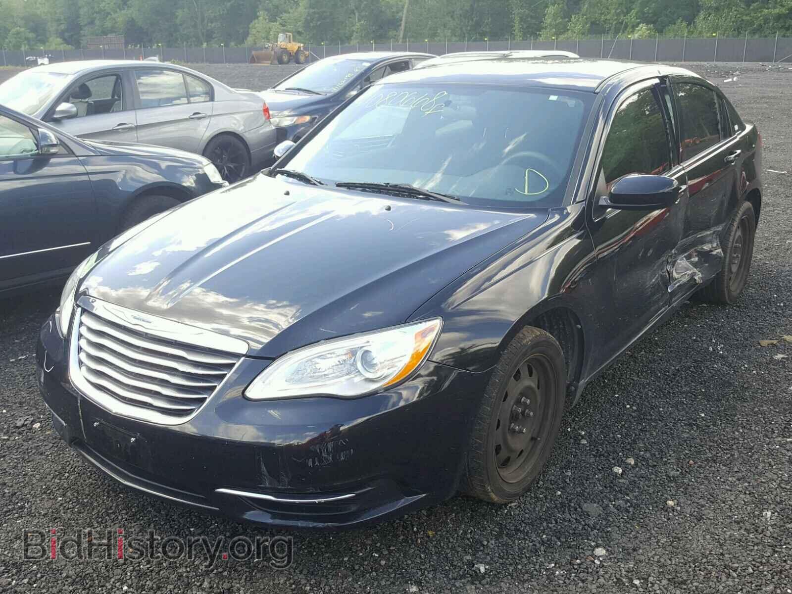 2013 CHRYSLER 200 - VIN: 1C3CCBAB0DN640626 - Photo 2