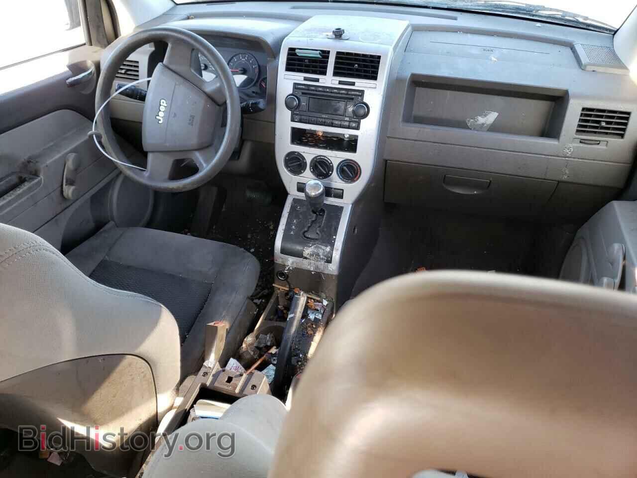 2008 JEEP COMPASS - VIN: 1J8FF47W08D573536 - Фото 8