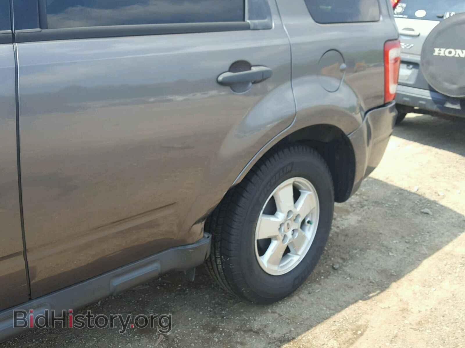 2011 FORD ESCAPE - VIN: 1FMCU0D7XBKB35031 - Фото 9