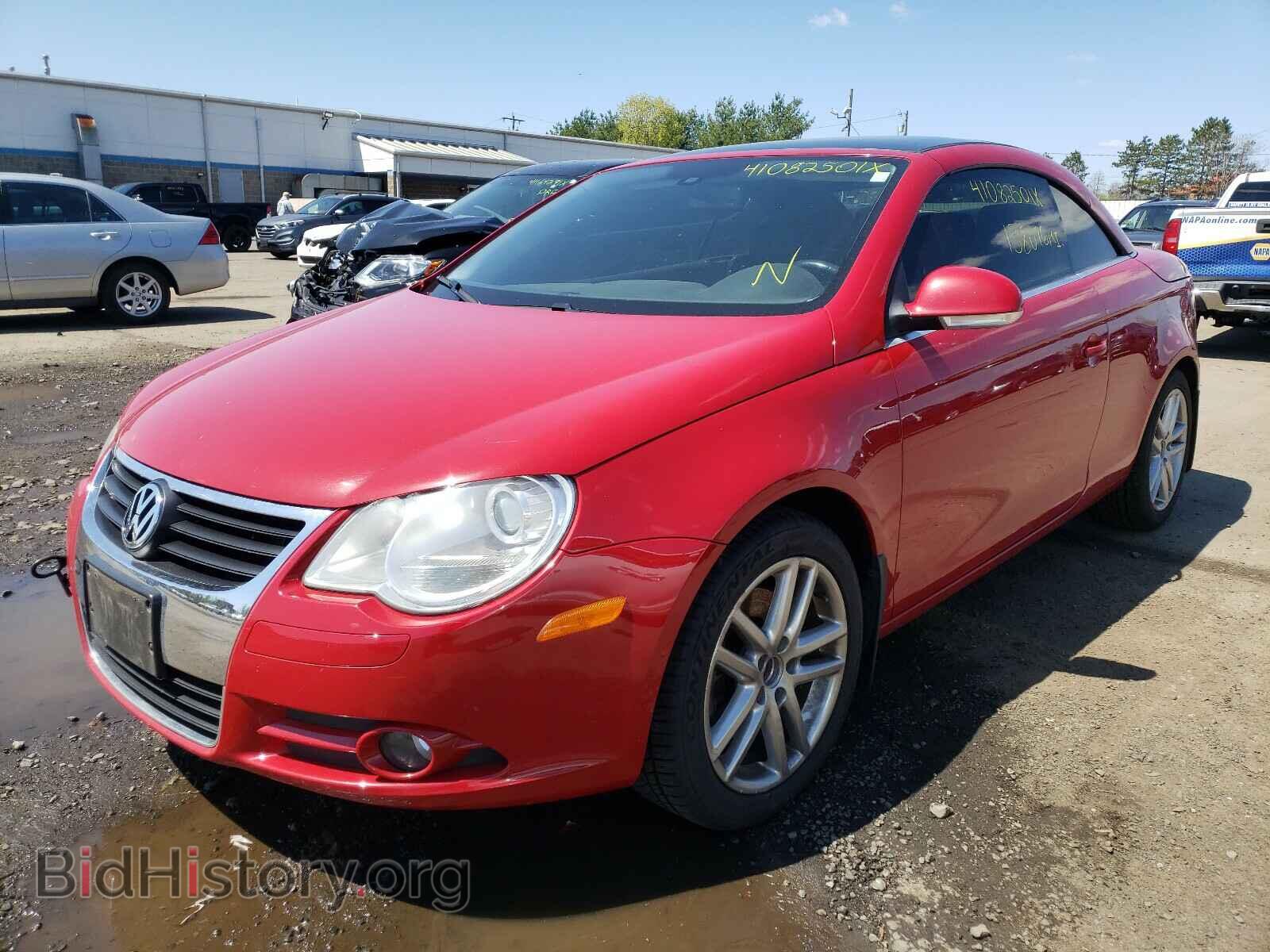 2008 VOLKSWAGEN EOS - VIN: WVWFA71F28V024348 - Фото 2